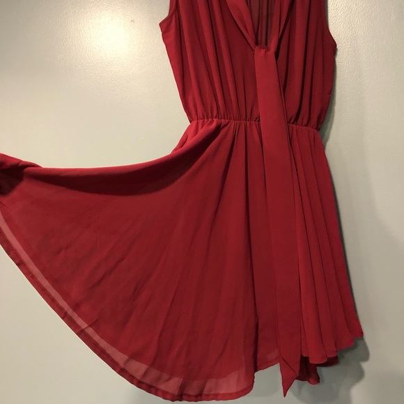 Pink Martini, Burgundy Cocktail Dress - Picture 4 of 10